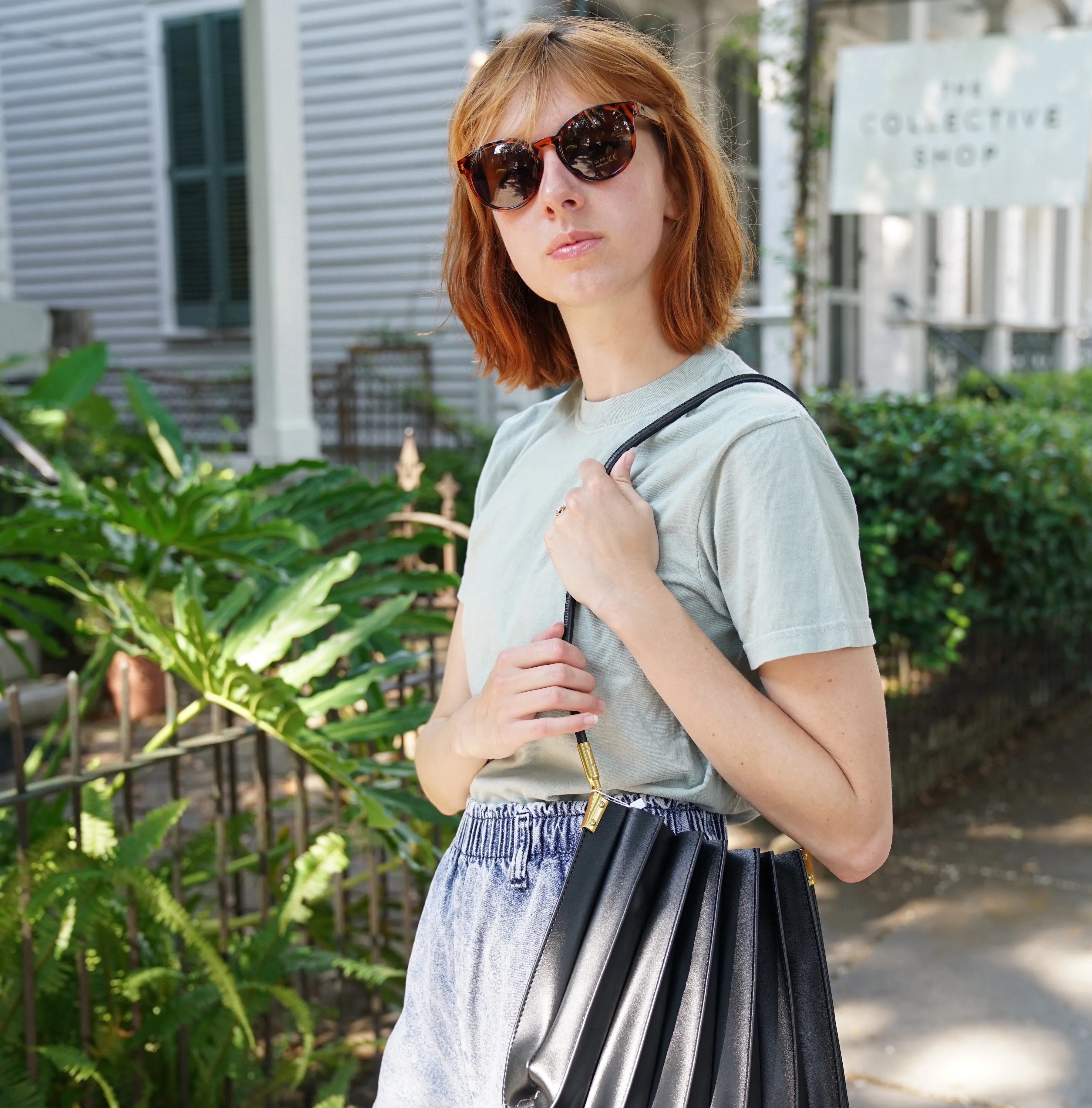 Carrie Pleated Vegan Shoulder Bag in Black