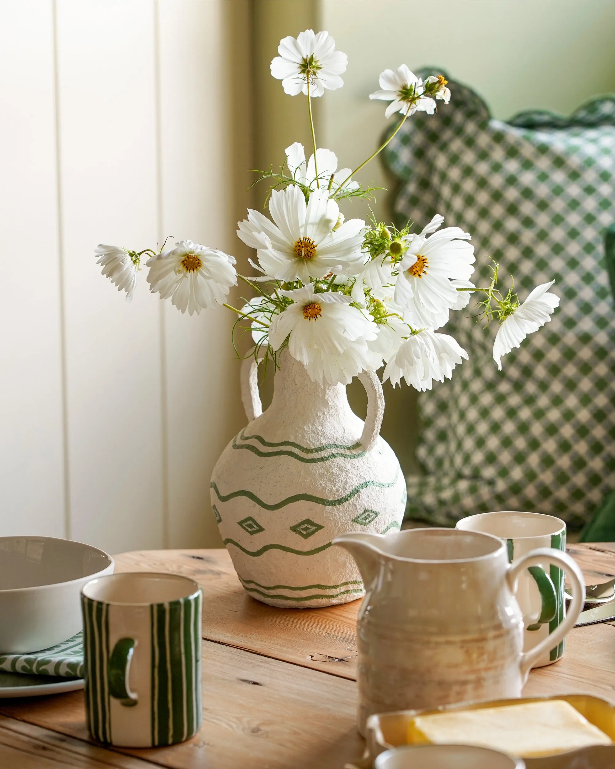 Pentola Cotton Maché Vase - Medium Green